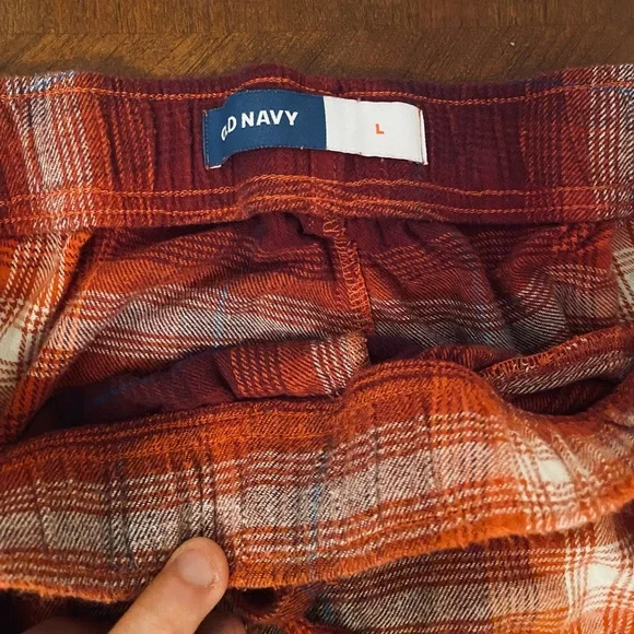 🧨Men’s Old Navy Red Plaid Pajama Pants Size: Large (SEND ANY OFFER‼️) 🧨 - Picture 2 of 2